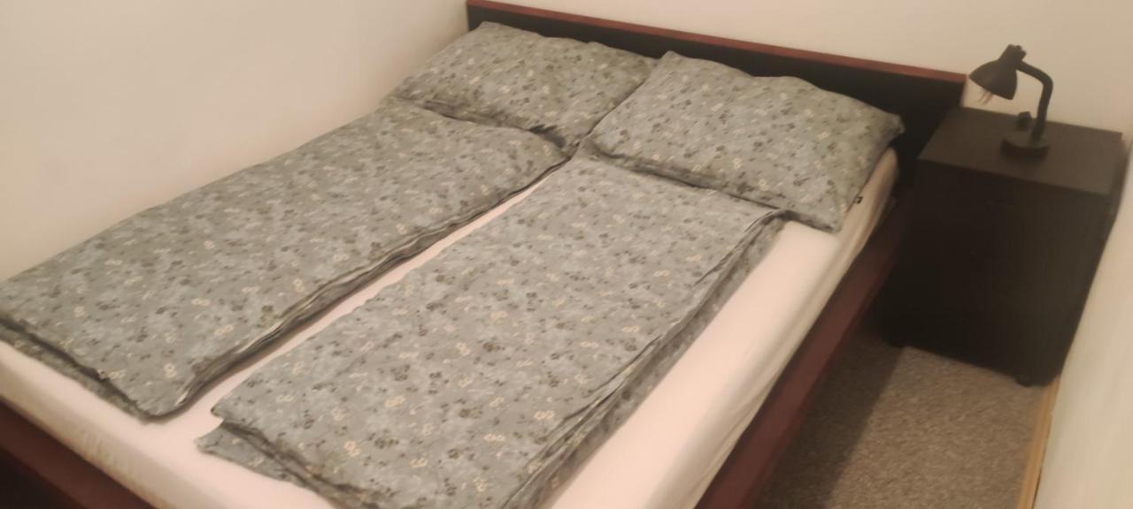 2-room Near Westbahnhof Apartment Wien